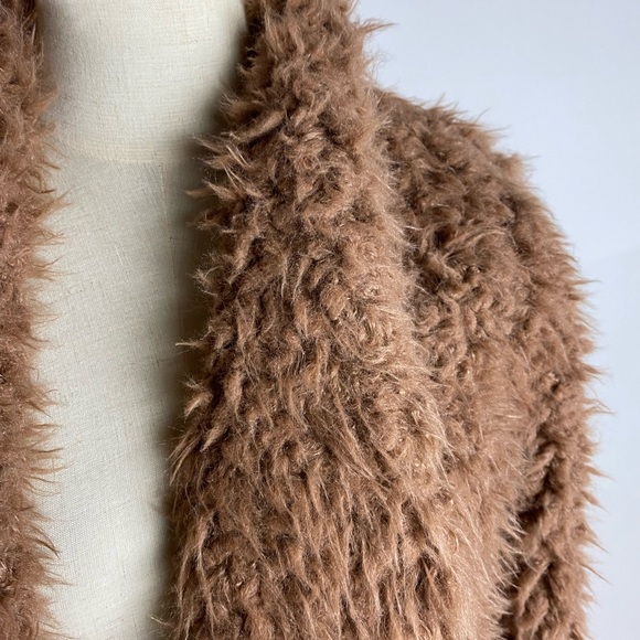 TULAROSA Shaggy Mauve Milennial Pink Faux Fur Open Front Jacket Womens XS - Picture 2 of 8